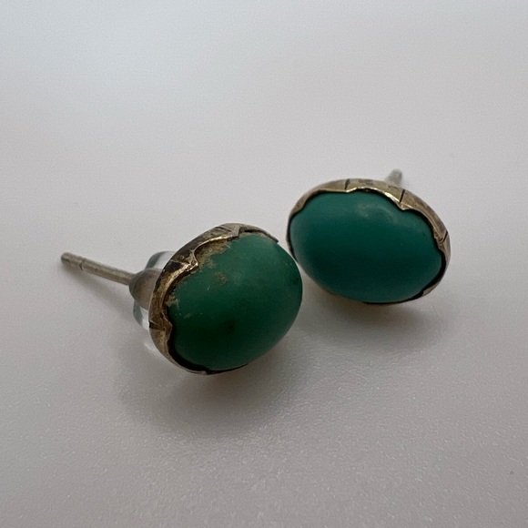 Vintage Gold Plated Turquoise Stud Earrings - Picture 2 of 3